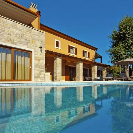 Labin - Cis03033-o Villa *